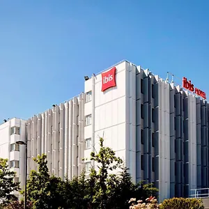 Ibis Lyon Est Hotel